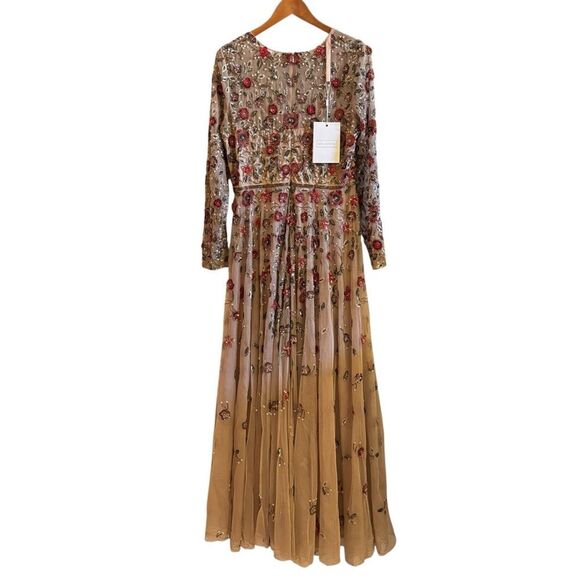 Mac Duggal NWT Elegant Floral Embroidered Long Sleeve Whimsical Maxi Tan Gown 12 - Picture 10 of 16